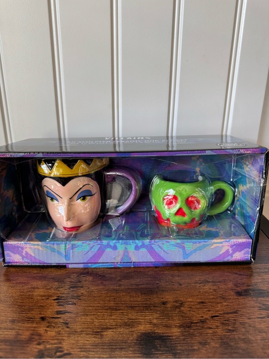 Disney Other - Disney Villains Evil Queen Poison Apple 3D Ceramic Mug Set NWT